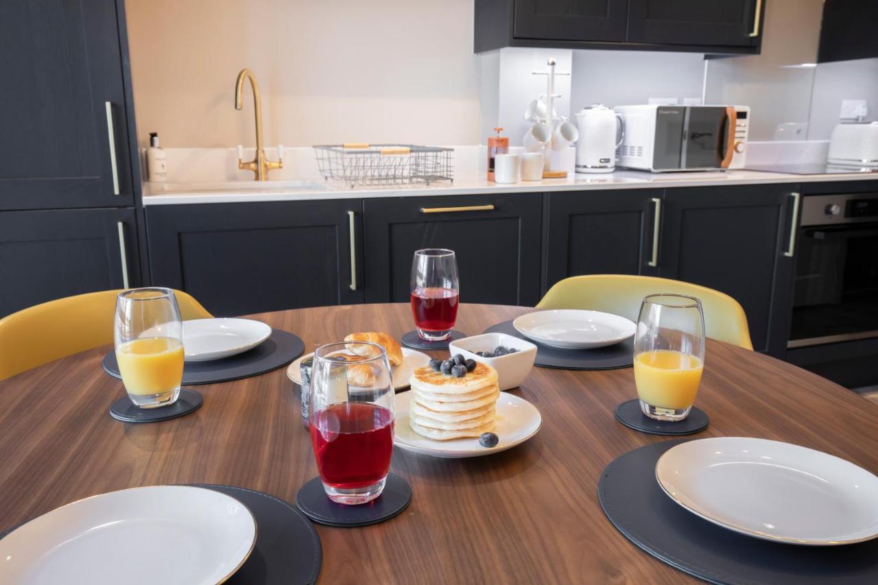 Elliot Oliver - Luxurious Two Bedroom Apartment With Parking Gloucester Luaran gambar