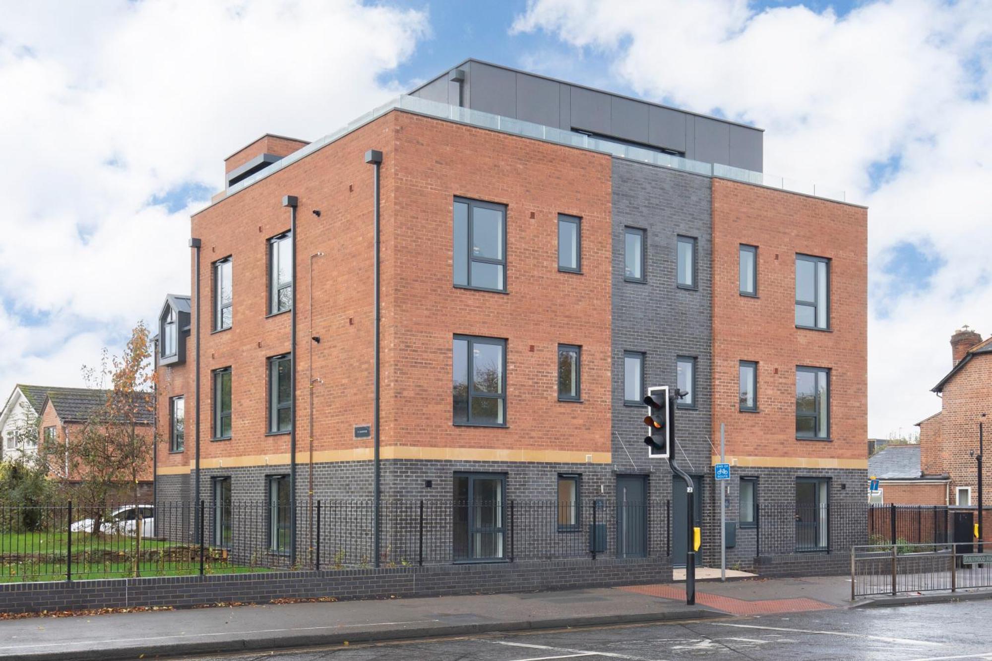 Elliot Oliver - Luxurious Two Bedroom Apartment With Parking Gloucester Luaran gambar